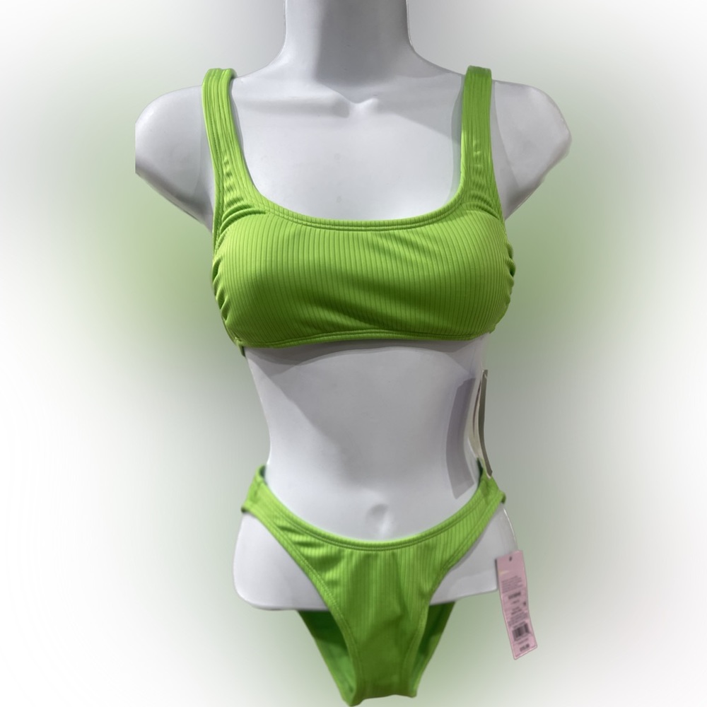 Vibrant Green Ribbed Bikini Set with Removable Pads XS